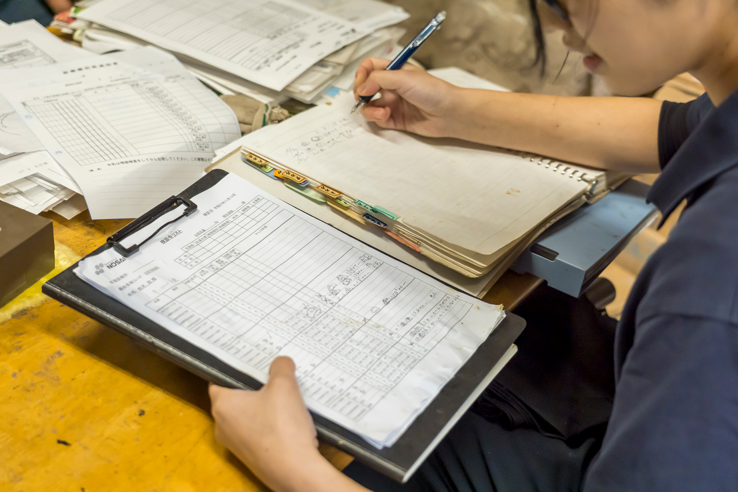 1頭ごとにカルテを作成し、検診データを記入する